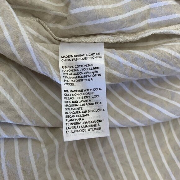 Chico's Tunic 1/2 Button Up Size 1 Medium Beige Striped Roll-Tab Long Sleeve - Picture 8 of 8
